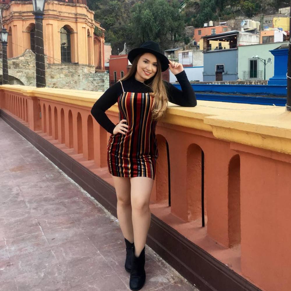 Meet your Posher, Andrea